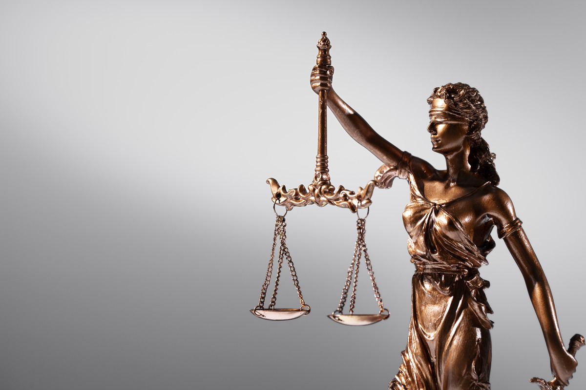 Law Firms and Pro Bono: Balancing Business and Social Duty
